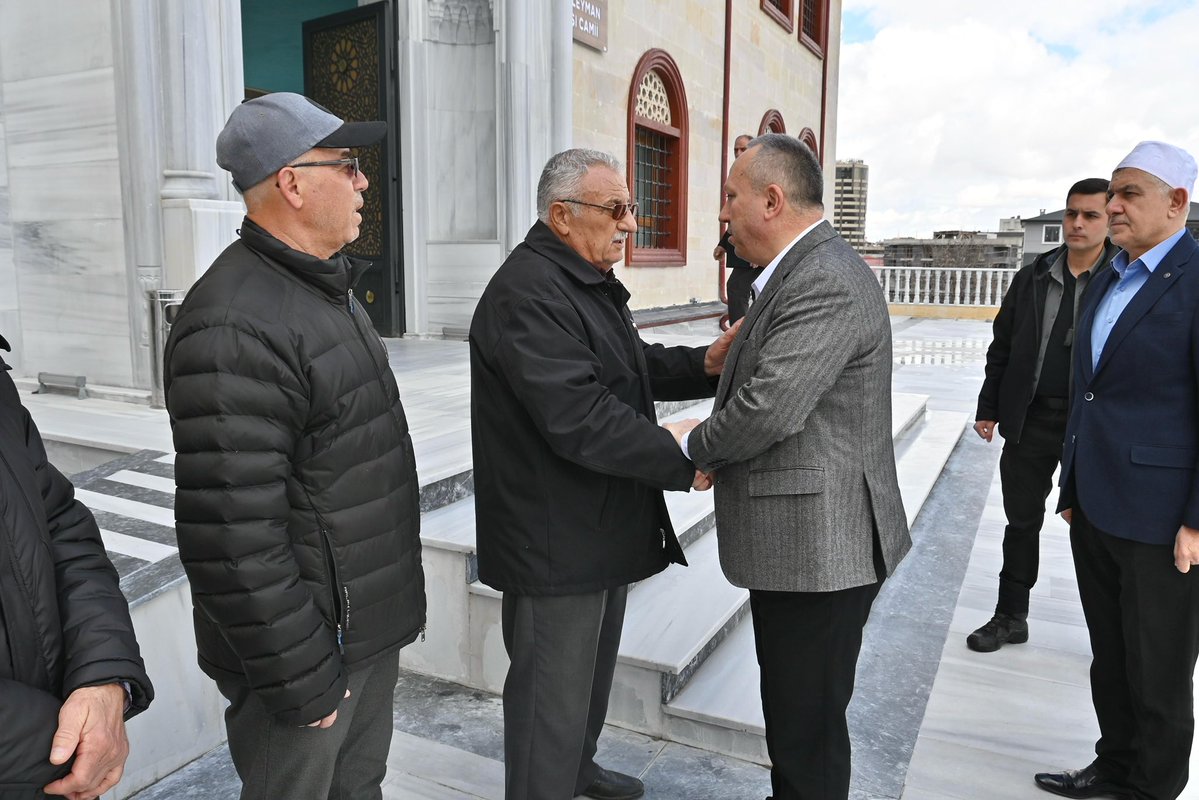 Nevşehir Valisi, İbrahim Paşa Mahallesi Muhtarı'nın Eşinin Cenaze Namazına Katıldı