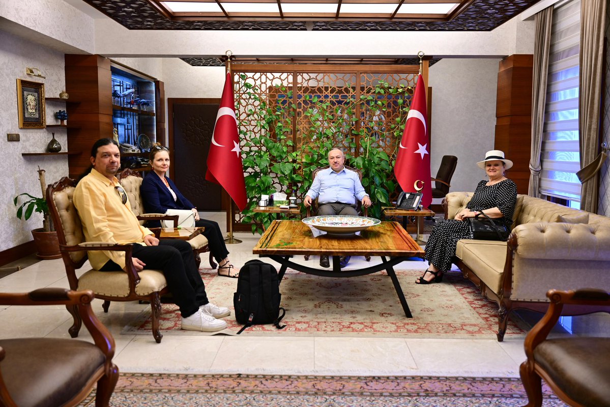 Nevşehir'de İş Dünyası Buluşması: Vali Fidan, Yerel İşletmecileri Konuk Etti